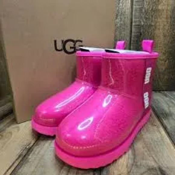NWB UGG Pink Boots Classic Mini Style - Picture 3 of 3